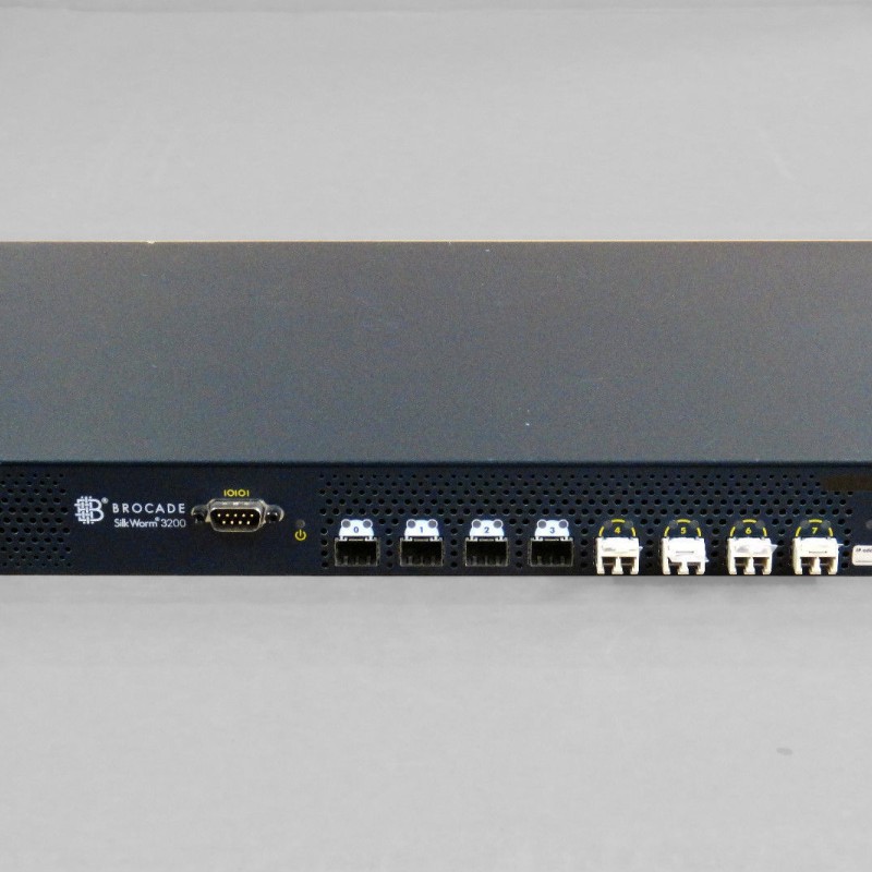 Brocade SILKWORM3200 Fibre Channel Switch 8-Port