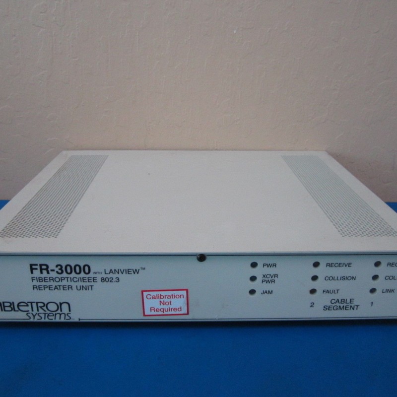 Cabletron FR3000 Fiber Optic Repeater