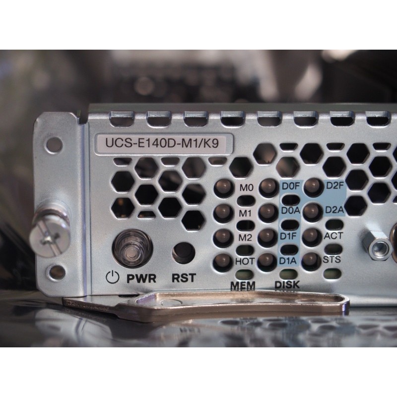 Cisco UCS-E140D-M1/K9 UCS-E Doublewide 4-Core CPU 2x8g SD 1x8g RDIMM 1-3 HDD Spare