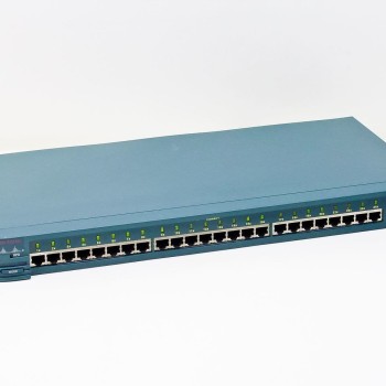 24-Port 10MB Switch with 2x 100Base-TX Ports