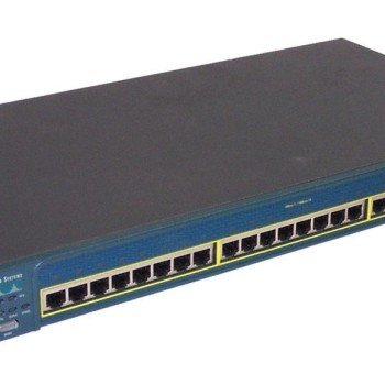 Catalyst 2950 24 Port, 10/100 Autosensing, Autonegotiating Catalyst Switch