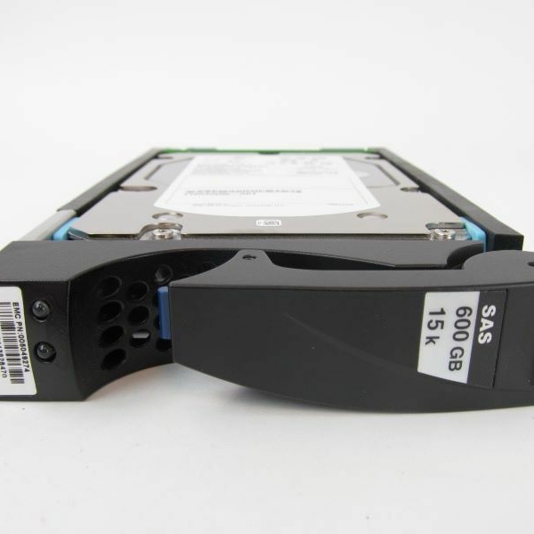 EMC 005049274 600GB SAS 3.5-Inch HDD - 15,000 RPM Hard Disk Drive