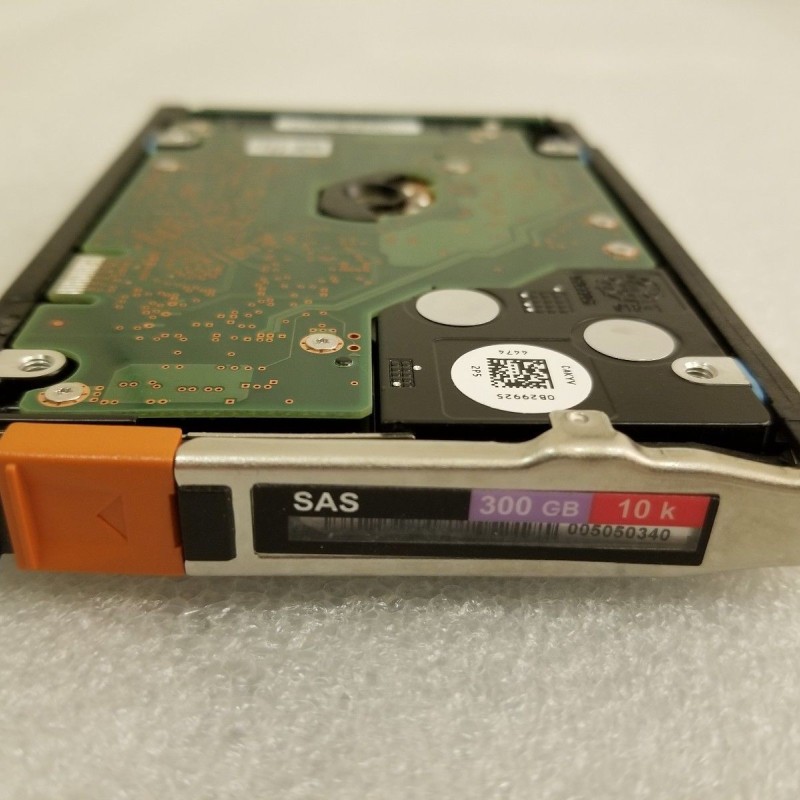 EMC 005050340 300GB 10K 6Gbps 2.5-Inch SAS Hard Drive HDD VX-2S10-300 V3-2S10-300