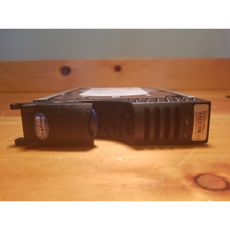 EMC 101-000-177 300GB 10000RPM Fibre Channel 4Gbps 16MB Cache, 3.5-Inch Hard Disk Drive HDD
