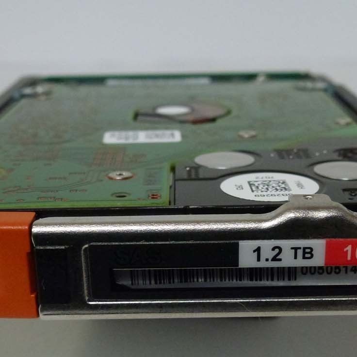 EMC V4-2S10-012 1.2TB 10K 2.5 SAS HDD V4-2S10-012 Alt PN 005050084