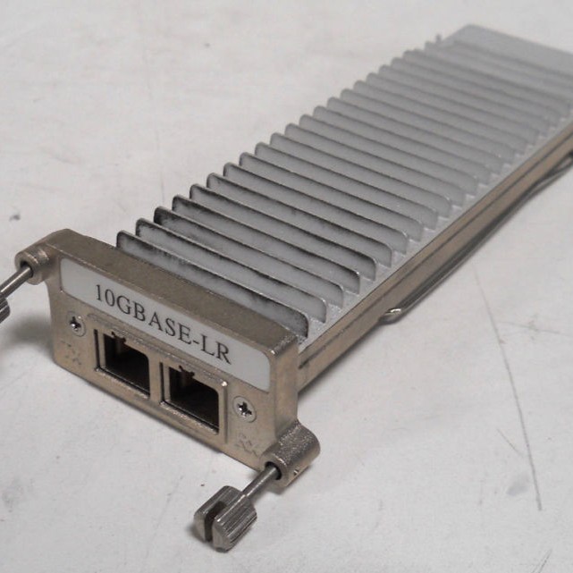 Extreme Networks 10GBASE-LR 4050-00014 - LR Xenpak Module, 1310nm