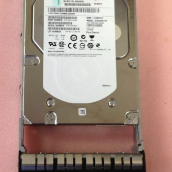 300GB 15K 3.5-Inch Fibre Channel HDD 45W2323