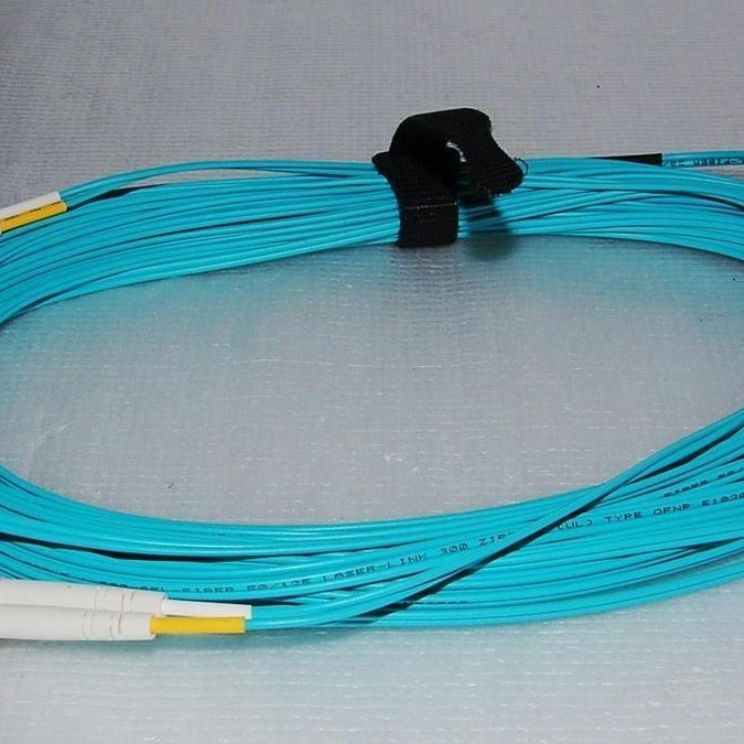 NetApp X6554-R6 Multi-mode Network Cable 15-Meter LC/LC OPT 50U 2Ghz