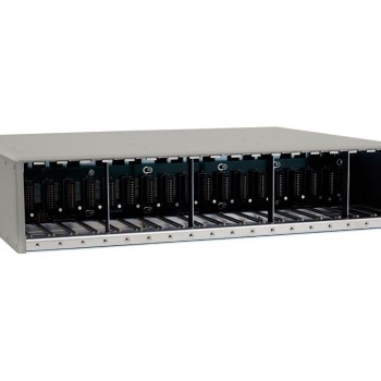 iConverter 19-Unit Manageable 2U Chassis with 3 Universal AC Power Supply