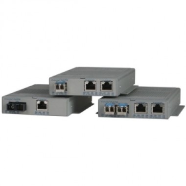 OmniConverter Fast Ethernet Media Converter Fpoe+/s 1x10/100t to 100fx/SC/sm-sf/13/15/20km US AC