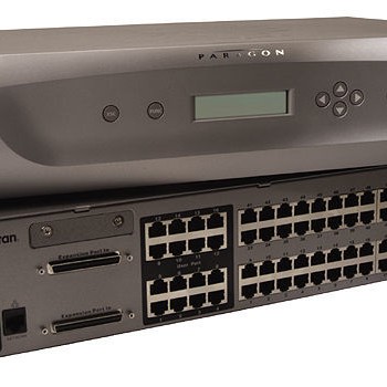 Paragon II 16-User 64-Port KVM Switch