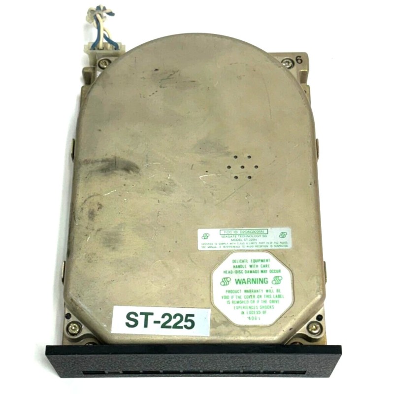 Seagate ST225 20MB MFM HALF HEIGHT 5 1/4 Hard Drive