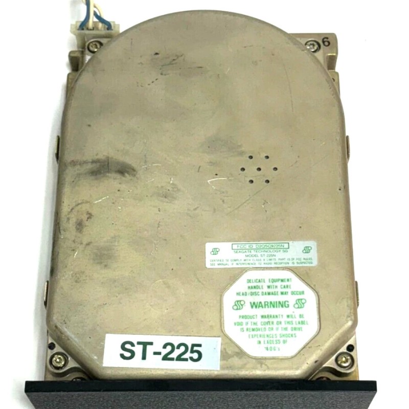 Seagate ST225 20MB MFM HALF HEIGHT 5 1/4 Hard Drive