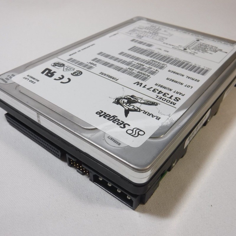 Seagate ST34371W 4.3GB 80-Pin Wide SCSI Hard Disk Drive, 3.5-Inches, 7200 RPM