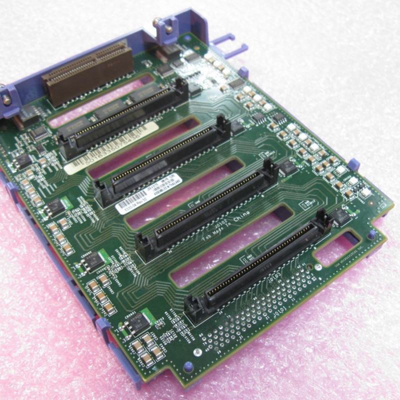 Sun Microsystems 501-6335 Sun Fire V440 4-Port SCSI Backplane Board
