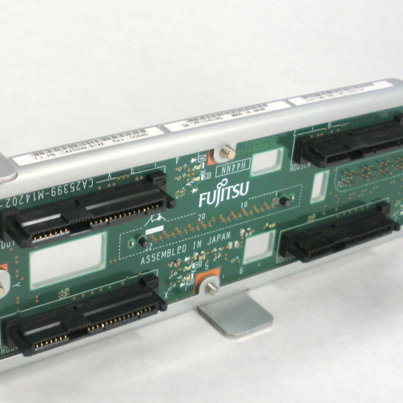 Sun Microsystems 541-3303 4-Slot Disk Backplane, M3000
